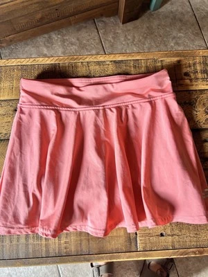 Girls Coral BCG Tennis Skirt Size Medium - Image 1 of 2