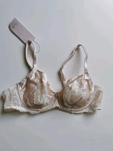 M&S Rosie Silk & Lace Wired Bra, Opaline, 32C, 38A - Picture 1 of 9