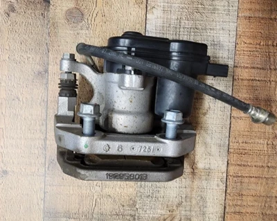 2018 2019 2020 2021 HONDA ODYSSEY OEM LEFT REAR DRIVER SIDE BRAKE CALIPER Foto 1 de 4