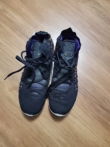Nike LeBron XVII 17 GS LBJ Lakers US 13 Black Purple BQ5594-004 - Picture 1 of 8