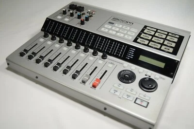 ZOOM HD8CD Hard Disk Recording Studio - Image 1 of 4