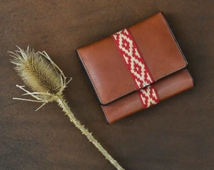 Woven Trifold Wallet Handmade Lightweight Vegetable-Tanned Leather Card Wallet - Picture 1 of 6
