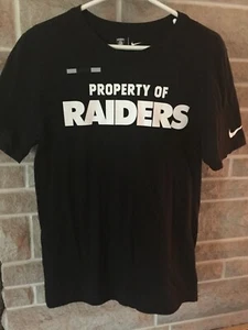 Las Vegas Raiders T-Shirt Nike Men's NFL Property of Size Adult S New - Picture 1 of 2
