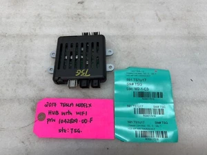 16-20 TESLA MODEL X WIFI WI-FI HUB MODULE 1042829-00-F - Picture 1 of 8