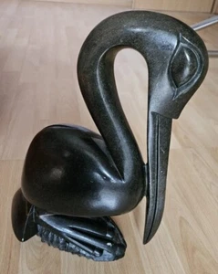 Schöner Pelikan aus anthrazitfarbenen Stein, ca. 7kg - Bild 1 von 6