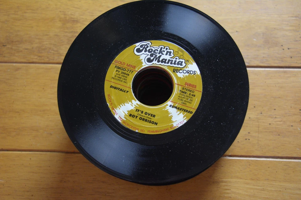 ROY ORBISON "IT'S OVER / OUR SUMMER SONG" 45 RPM 7" VG+ RECORD [D31-160] - Image 1 of 4
