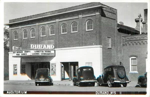 Foto postal real WI Wisconsin Durand Theatre Cinema RPPC 1944 - Imagen 1 de 2