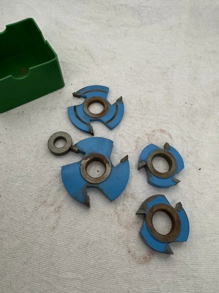 4 ФОРМИРУЮЩИЕ РЕЖУЩИЕ ГОЛОВКИ ПРОМЫШЛЕННЫЕ ДЕРЕВООБРАБАТЫВАЮЩИЕ инструмент Amana без оригинальной коробки - Изображение 1 из 4