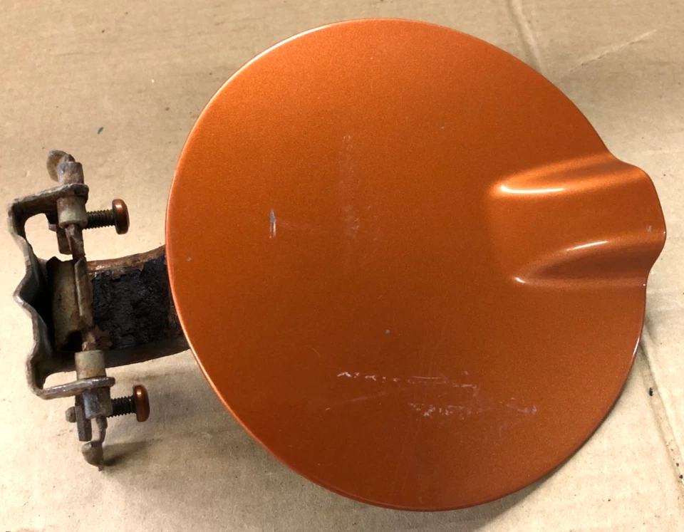 Chevy Colorado 2006 tapa de puerta de combustible 2004-2012 GMC Canyon Foto 1 de 4