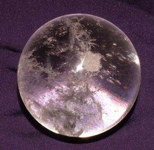 Bergkristall, Kugel  + Standring, Brasilien, D=64mm 359,9g - Afbeelding 1 van 8