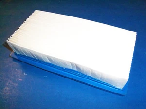 NEW BRIGGS AIR FILTER 4 SNOW BLOWERS TILLERS 496077 691643 BEST PRICE ON EBAY - Picture 1 of 1