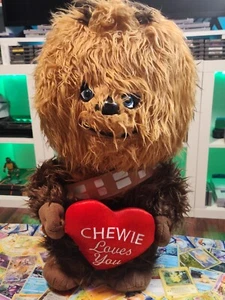 Chewbacca Star Wars Plush Valentines Day " Chewie Loves You" Stuffed Animal 20" - Bild 1 von 7