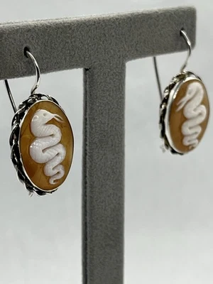 Orecchini Cammei Sardonici Serpente 20mm Ovali In Argento 925 Incione A Mano - Immagine 1 di 4