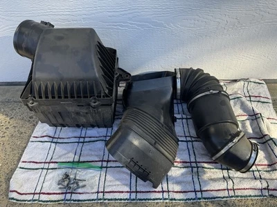 Корпус фильтра воздухозаборника 2019-2024 Dodge Ram 6,7 л Diesel 2500 3500 от оригинального производителя - Изображение 1 из 4