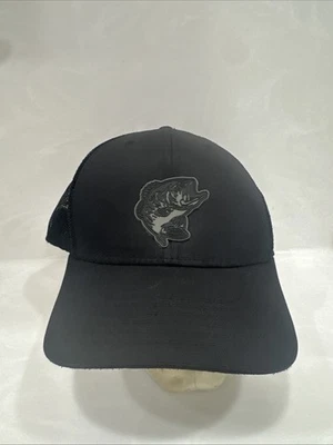 Бейсболка на резинке Bass Pro Shops черная размер M/L - Изображение 1 из 4