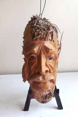 Escultura facial de madera tallada a mano arte popular pared galería hombre mojo raíz conjure Foto 1 de 4