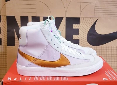 Blazer para mujer Nike 7/5,5Y 8/6,5 Y Mid 77 GS metálico cobre DQ6084 Foto 1 de 4