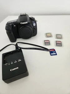 Canon EOS 60D Digital SLR Camera Body + Body Cap + Charger + SD Cards - Picture 1 of 4