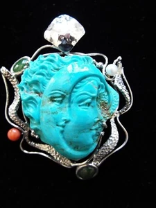 Master Hand carved turquoise cameo artist signed, V. Langella from Italy - Picture 1 of 9