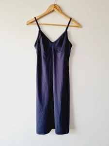 INTIMO Everyday Slip Black SIZE 12 adjustable straps - Picture 1 of 4