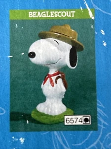Snoopy Peanuts Flambro Imports Beagle Scout Figura 50° Celebrazione I5 - Foto 1 di 5