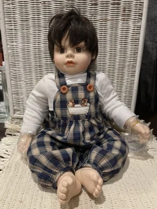 EMERALD VINYL ORIGINALS LIMITED EDITION BABY DOLL "JACK" With Outfit - Picture 1 of 6