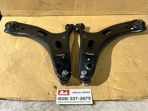 2019-2024 Subaru Subaru Front Lower Control Arms Set OEM - Picture 1 of 12