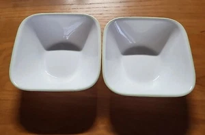 Lot of 2 Corelle Green Trim Square Bowls From Buttercup Pattern ? - Picture 1 of 4