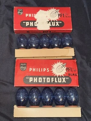 (2) Caja vintage de 5 bombillas flash Philips PF1/Fotoflux azul azul Foto 1 de 4