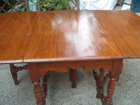 Antique Maple  Gateleg Dining Table Cover