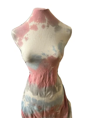 1-yard KNIT STRETCH TIE DYE PRINT GRAY, BLUE  & PINK - Image 1 of 3