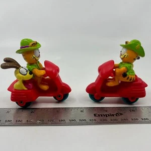 Vintage Garfield & Odie On Scooter W/ Sidecar McDonald's Toy Figure 1988 2 Sets - Picture 1 of 4