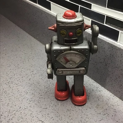 1950s WINKY ROBOT  Tin Toy by Yonezawa, Japan, RARE ORIGINAL  - Image 1 of 4