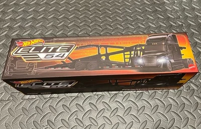 Hot Wheels Elite 64 - Freightliner Cascadia 1:64 Foto 1 de 4
