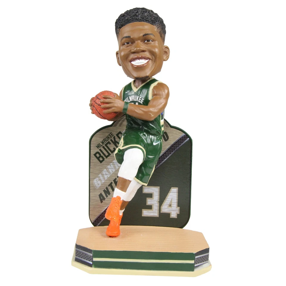 Giannis Antetokounmpo Milwaukee Bucks Nombre y Número Bobblehead Foto 1 de 1