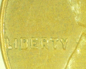 1958 D Lincoln Cent ERROR - Filled "B" in Liberty Die Chip error *FREE SHIPPING* - Picture 1 of 4