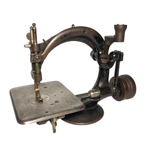ANTIQUE 1880 GIBBS & WILLCOX SEWING MACHINE AS IS (FOR PARTS) - Picture 1 of 22