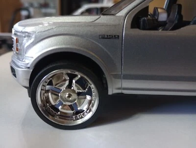 Ruedas y neumáticos Motormax escala 1/24 para Ford F-150 2019 ver fotos para más detalles Foto 1 de 4