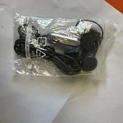 Sony Ericsson Handsfree HPB-60 Earphone Genuinem opened bag. - Image 1 of 4