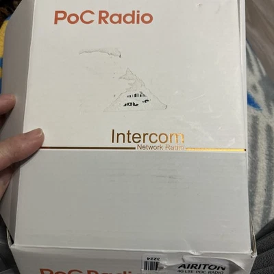Airiton  AI-300 Nationwide 4G Long Range 2-way Radio Kit 2 Pack Open Box Foto 1 de 4