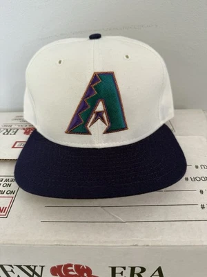VINTAGE 1990’s New Era Arizona Diamondbacks MLB Snapback Hat White Batterman - Image 1 of 4