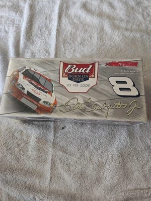 Dale Earnhardt Jr. #8 Budweiser nacido en fecha 20 de febrero de 2005 Daytona 1 de 900 Foto 1 de 4