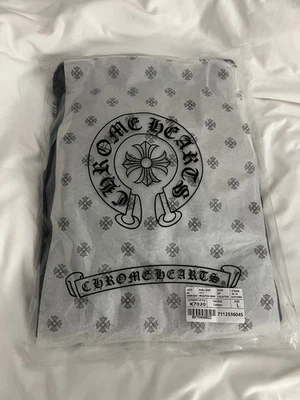 Sudadera con capucha negra Chrome Hearts Foto 1 de 4