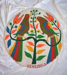30" Vintage Hooked Rug Wall Art Tapestry Bohemian Decor Birds Boho Venezuelan - Picture 1 of 9