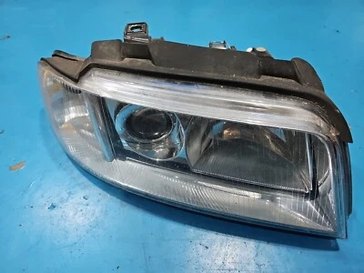 Faro halógeno derecho Audi A4 1999 2000 2001 8D0941004 AQ OEM pestañas rotas Foto 1 de 4