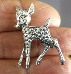 Pin cervatillo Bambi vintage hecho en Alemania metal tono plata - Imagen 1 de 6