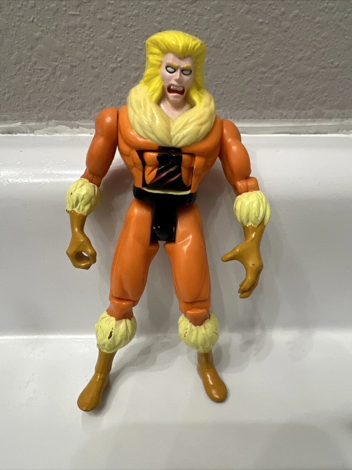 Figura de acción suelta ToyBiz Marvel Uncanny X-Men Sabretooth 1991 5"  Foto 1 de 4