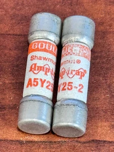 2 x Fusibles enanos de acción rápida Gould Shawmut 25A 500V AC A5Z25-2 Amp-Trap - Imagen 1 de 1
