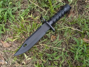 Cuchillo daga de entrenamiento de goma K-bar mango de plástico - Imagen 1 de 5