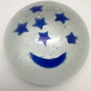 Mond und Sterne großer Glas Briefbeschwerer von Dynasty Gallery - Bild 1 von 1
